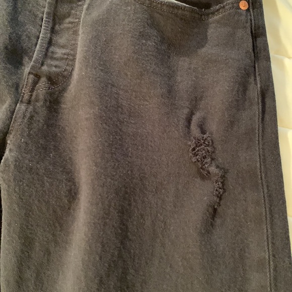 Levi’s Wedgie Fit Jeans in Black Desert Distressed Denim Size 30 - Picture 13 of 17